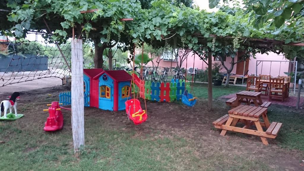 Çıralı Sera Pansiyon מראה חיצוני תמונה